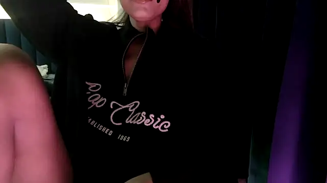 chhui mui online show from February 8, 5:43 pm