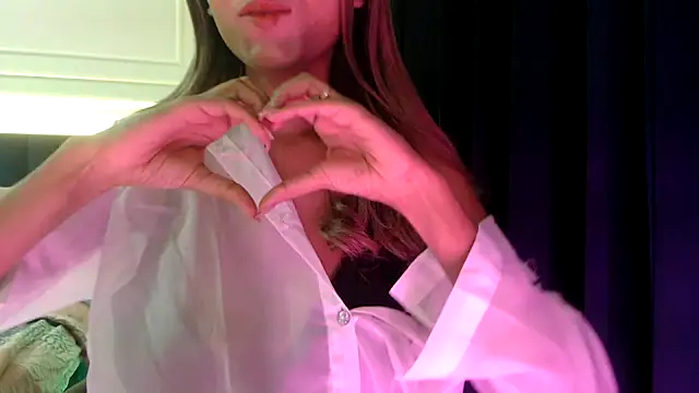 Snapshot of chhui_mui chatting on November 12, 5:50 pm chhui mui online show from November 12, 5:50 pm