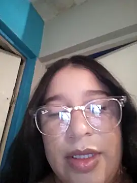 Snapshot of Leslydeleon23 chatting on September 28, 2:40 am Leslydeleon23 online show from September 28, 2:40 am