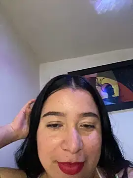 Snapshot of Leslydeleon23 chatting on December 6, 5:14 am Leslydeleon23 online show from December 6, 5:14 am