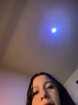 Snapshot of Leslydeleon23 chatting on December 16, 2:57 am Leslydeleon23 online show from December 16, 2:57 am