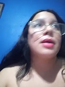 Leslydeleon23 online show from November 10, 4:17 am
