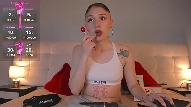 Zowi Hottiee online show from January 7, 10:41 pm
