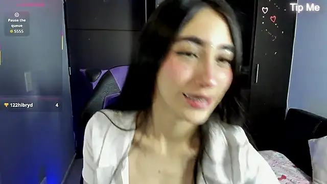 Emilytafur online show from July 4, 12:06 am