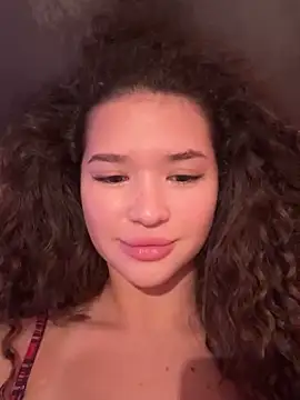 Snapshot of Denise_Garciia chatting on January 21, 10:41 pm Denise Garciia online show from January 21, 10:41 pm