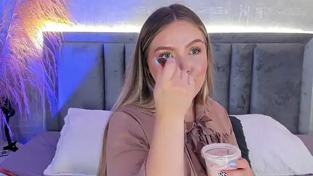 GaiaBaker online show from October 23, 5:22 pm