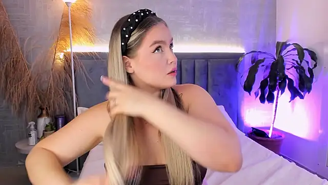 GaiaBaker online show from March 25, 3:44 pm