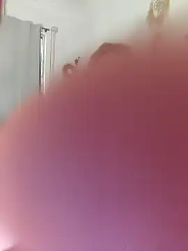 lolavalecuatro online show from November 28, 9:48 pm