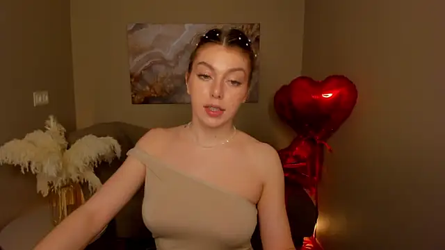 MollyMeltorr online show from February 11, 3:01 pm