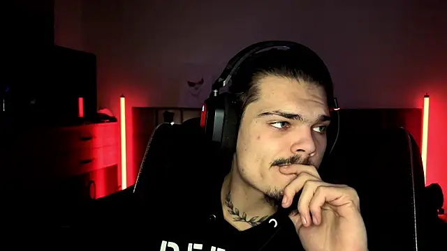 JordanShow online show from November 28, 3:01 pm