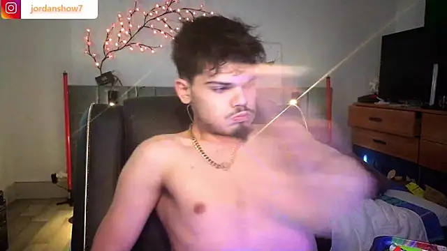 JordanShow online show from March 1, 10:15 am