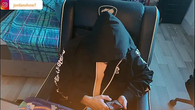 JordanShow online show from April 19, 6:10 pm