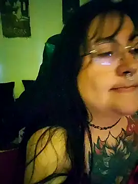 l1la Rav3n online show from November 8, 2:48 am