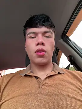 Snapshot of Logan_smith1 chatting on October 9, 7:25 pm Logan smith1 online show from October 9, 7:25 pm