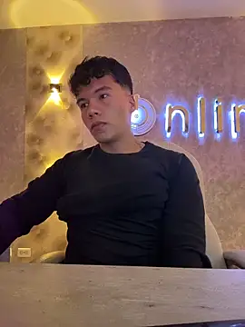 Logan smith1 online show from December 16, 7:56 am