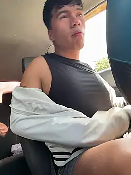 Logan smith1 online show from December 3, 6:07 pm