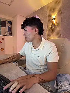 Logan smith1 online show from October 24, 6:23 am