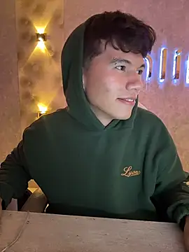 Logan smith1 online show from January 10, 8:42 am