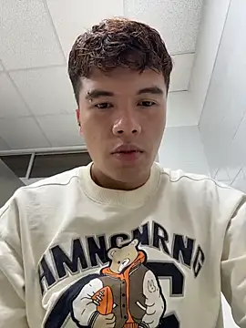 Logan smith1 online show from March 18, 4:52 pm