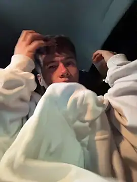 Logan smith1 online show from April 3, 6:31 am