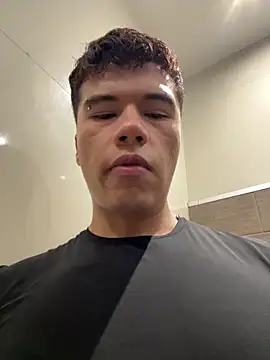 Logan smith1 online show from April 15, 6:12 pm