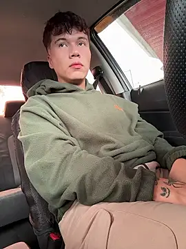 Logan smith1 online show from January 15, 4:32 pm