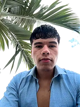 Snapshot of Logan_smith1 chatting on September 12, 6:07 pm Logan smith1 online show from September 12, 6:07 pm