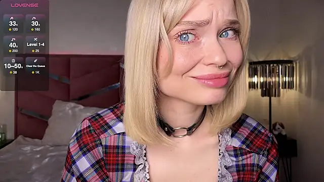 Snapshot of dollfromvenus chatting on September 19, 4:11 pm dollfromvenus online show from September 19, 4:11 pm