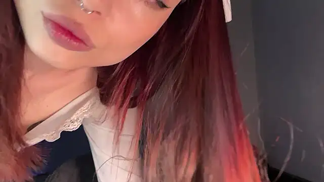 Snapshot of dollfromvenus chatting on February 2, 3:49 pm dollfromvenus online show from February 2, 3:49 pm