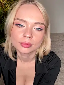 Snapshot of dollfromvenus chatting on September 21, 7:30 pm dollfromvenus online show from September 21, 7:30 pm