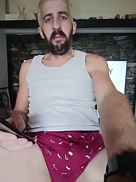 Snapshot of GrofLicno chatting on February 22, 12:18 pm GrofLicno online show from February 22, 12:18 pm