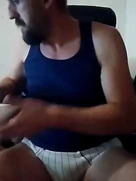 Snapshot of GrofLicno chatting on October 15, 8:28 pm GrofLicno online show from October 15, 8:28 pm