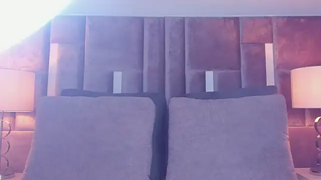 Nia Bunny online show from October 31, 1:41 pm