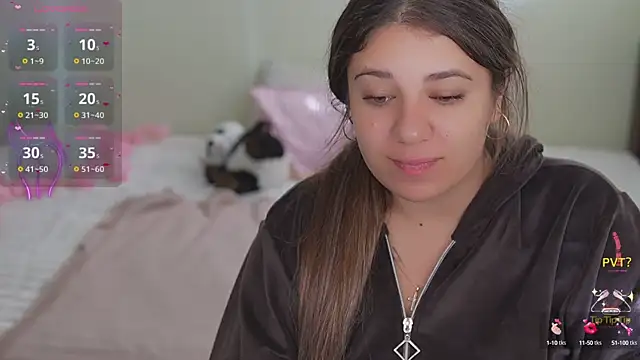 Snapshot of JulietDream chatting on September 26, 6:09 am JulietDream online show from September 26, 6:09 am