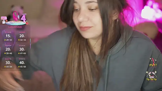 Snapshot of JulietDream chatting on October 22, 12:48 pm JulietDream online show from October 22, 12:48 pm