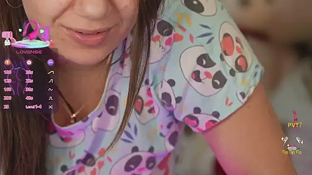 Snapshot of JulietDream chatting on December 1, 3:02 pm JulietDream online show from December 1, 3:02 pm