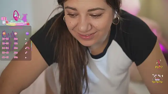 Snapshot of JulietDream chatting on November 3, 7:24 am JulietDream online show from November 3, 7:24 am