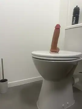 nickgode69 online show from January 29, 4:36 am