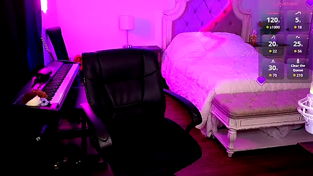 JasmineWinters online show from June 1, 12:00 am