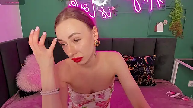 Diana Garrett online show from March 27, 2:09 am