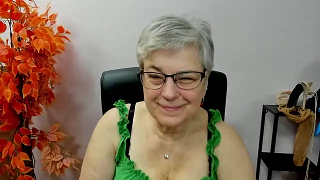 IrisDream online show from October 17, 6:50 am