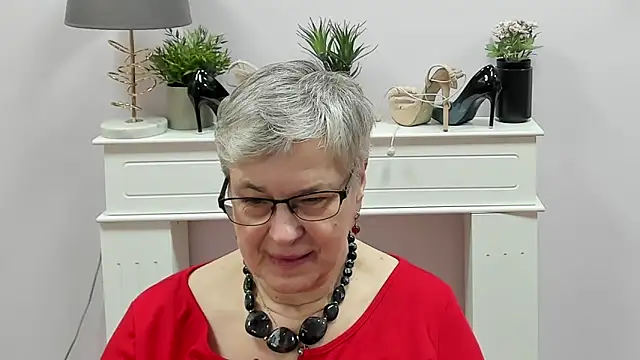 IrisDream online show from February 27, 6:57 am