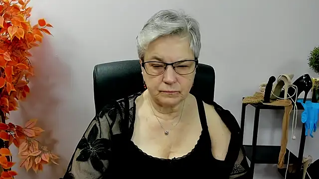 IrisDream online show from October 27, 7:20 am