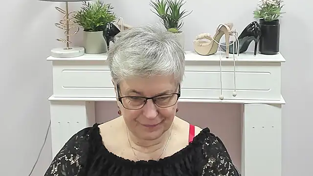 IrisDream online show from February 23, 7:09 am