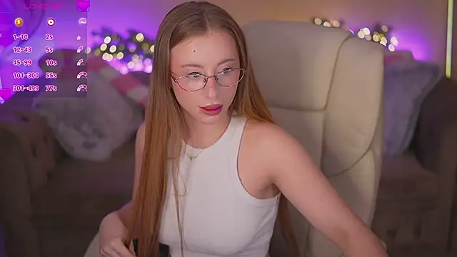 SilverrMoon online show from January 10, 7:04 am