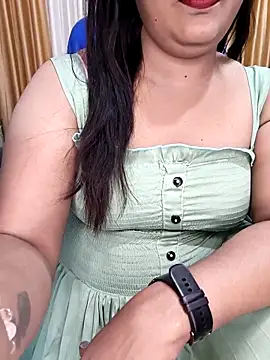 Cute-Raashii online show from November 21, 12:42 am