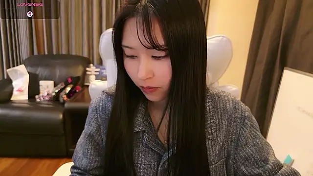 -satomi-jp online show from March 18, 12:51 pm