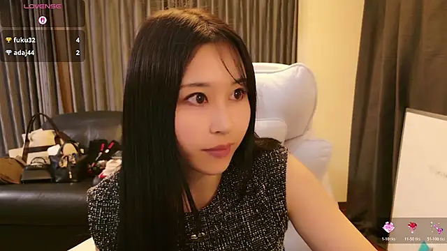 -satomi-jp online show from May 3, 1:36 pm