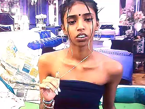 Snapshot of IndianSexySlender chatting on November 1, 5:14 am IndianSexySlender online show from November 1, 5:14 am