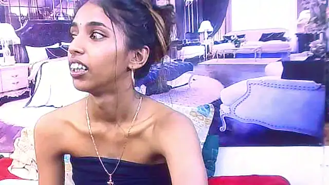 Snapshot of IndianSexySlender chatting on November 21, 5:06 am IndianSexySlender online show from November 21, 5:06 am